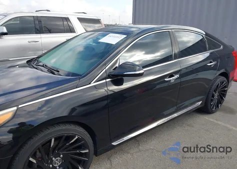 2015 Hyundai Sonata Limited 2.0T z USA, uszkodzony, nr VIN 5NPE34AB9FH251440